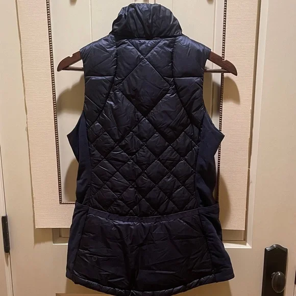 Lululemon Athletica Dark Blue Quilted Vest - Picture 3 of 7